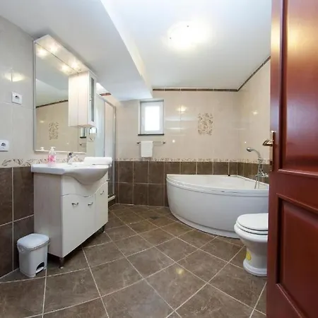 Arte Appartement Makarska